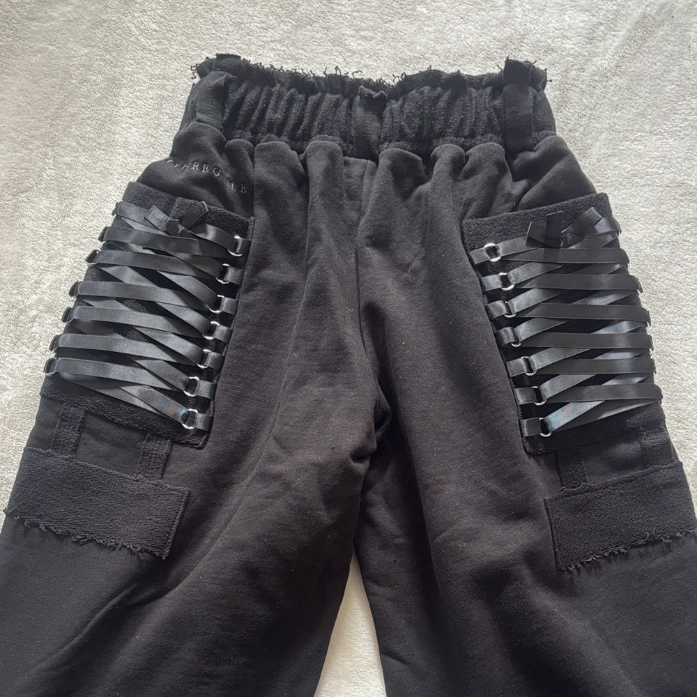 Civil Regime Black Heart Patch Wide-Leg Sweatpants - Picture 4 of 9